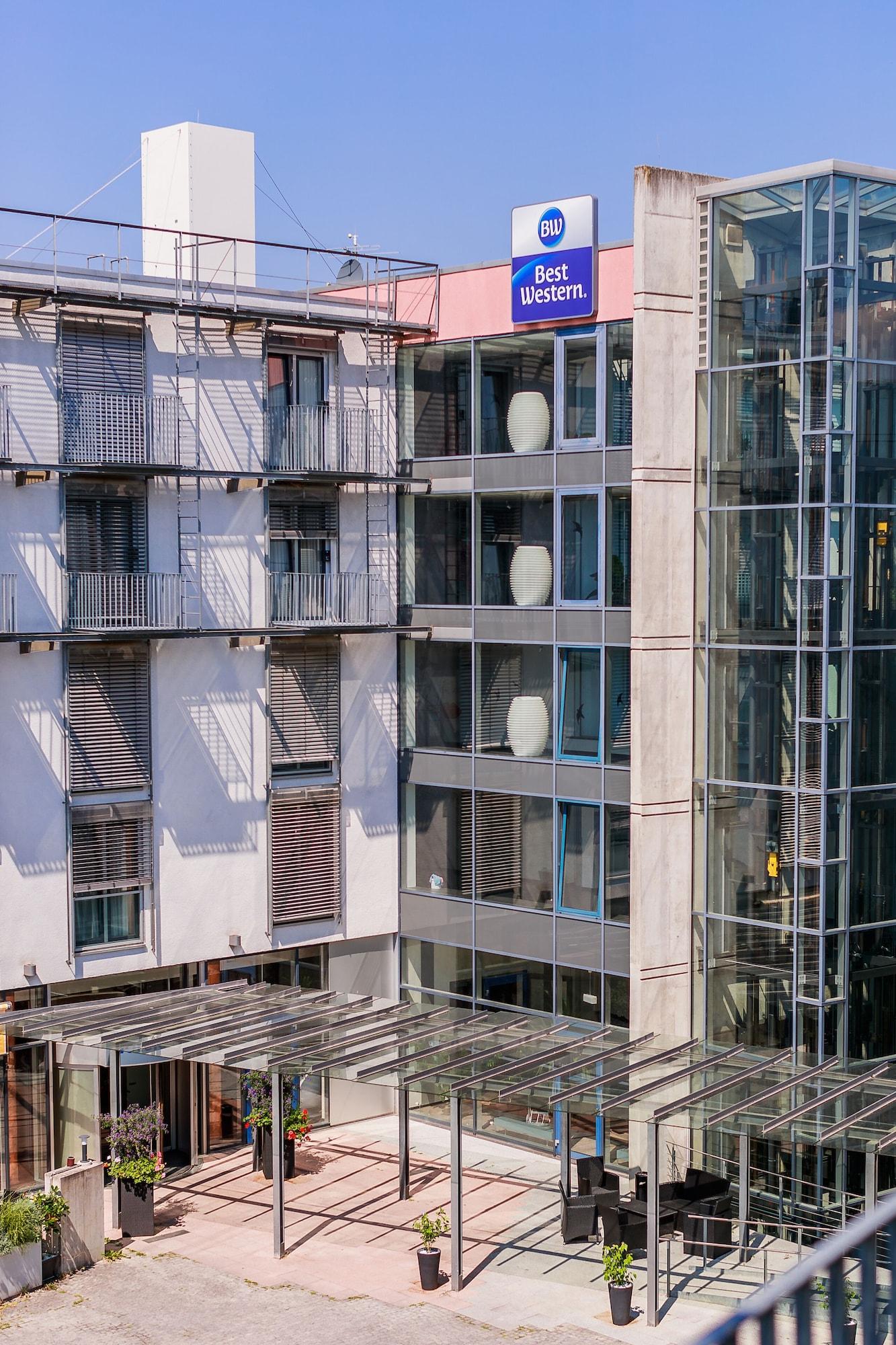 Plaza Inn Stuttgart-Ditzingen Exterior photo